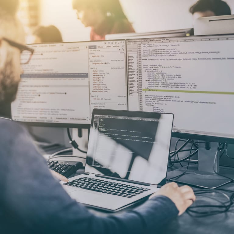 4 custom build bespoke web design